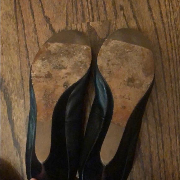 Shoes - Picture 2 of 3